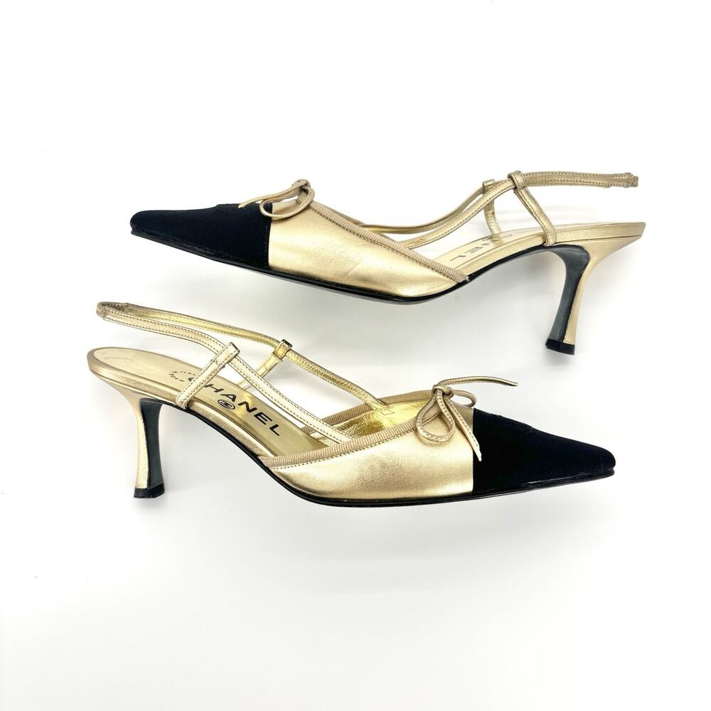 Vintage Chanel CC Logo Bow Cap Toe Slingback Pumps 37 - Picture 5 of 9